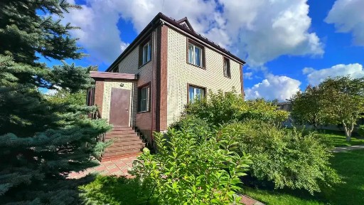Продается 2-этажный дом, 145 м²