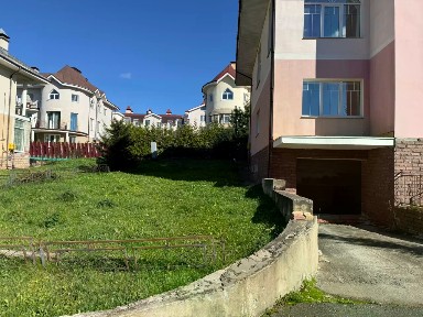 Продается 3-этажный таунхаус, 237,4 м²
