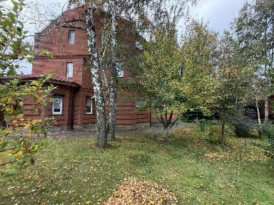 Продается 3-этажный дом, 458,1 м²