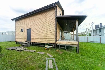 Продается 2-этажный дом, 169 м²