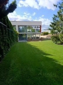 Продается 3-этажный коттедж, 390 м²