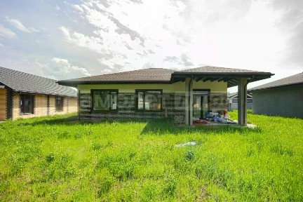 Продается 1-этажный дом, 120 м²