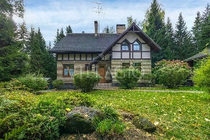Продается 2-этажный дом, 254,4 м²