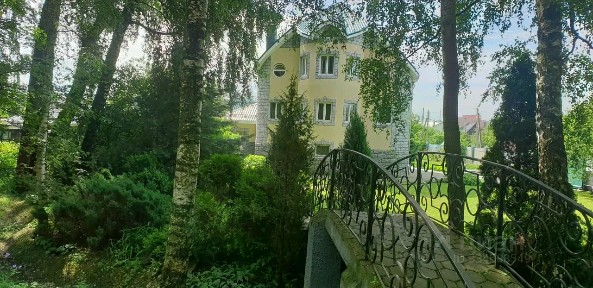 Продается 2-этажный коттедж, 618 м²