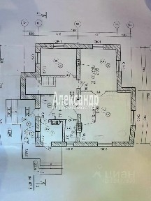 Продается 3-этажный коттедж, 300 м²