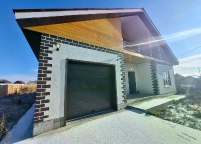 Продается 2-этажный дом, 150 м²