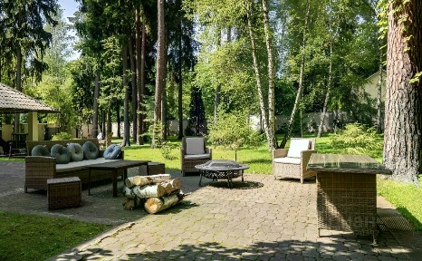Сдается 3-этажный коттедж, 900 м²