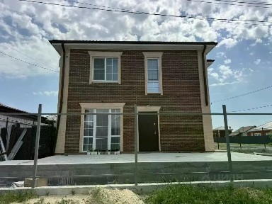 Продается 2-этажный дом, 101 м²