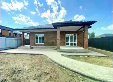 Продается 1-этажный дом, 100 м²
