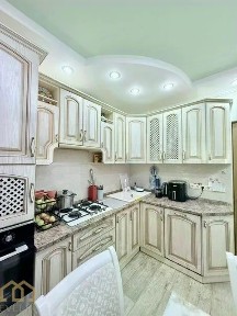 Продается 4-комн. квартира, 80 м²
