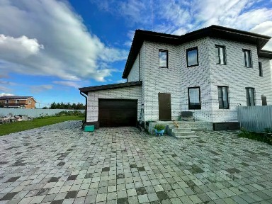 Продается 2-этажный дом, 158 м²