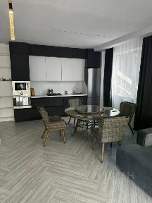 Сдается 2-этажный коттедж, 200 м²