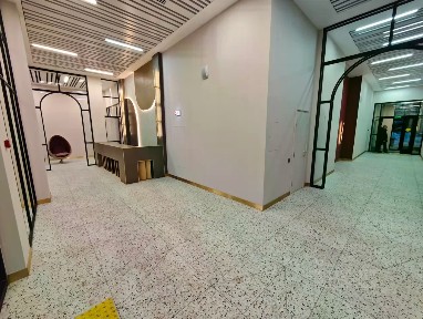Продается 4-комн. квартира, 99,4 м²