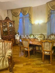 Продается 4-комн. квартира, 170 м²