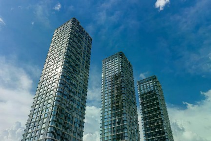Продается 4-комн. квартира, 103,5 м²