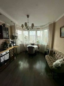 Продается 2-комн. квартира, 58,4 м²