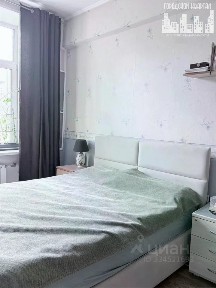 Продается 4-комн. квартира, 100 м²
