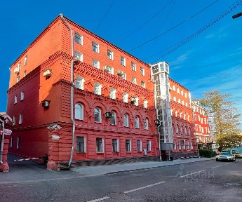 Продается многокомнатная квартира, 180,4 м²