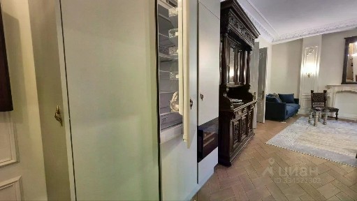 Продается 2-комн. квартира, 81 м²