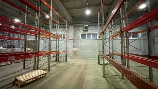 Сдается склад, 1 720 м²