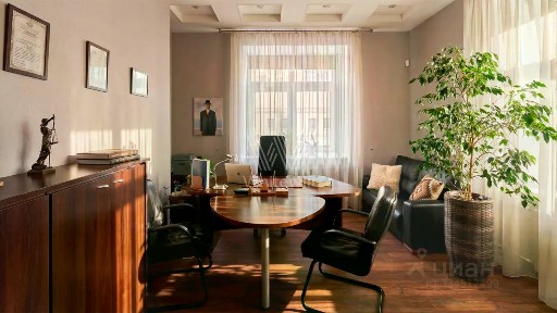 Сдается офис, 194 м²