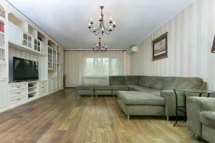 Продается 3-комн. квартира, 107,1 м²