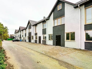 Сдается 3-этажный таунхаус, 165 м²