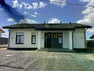 Продается 1-этажный дом, 150 м²