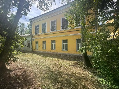 Продается здание, 696 м²