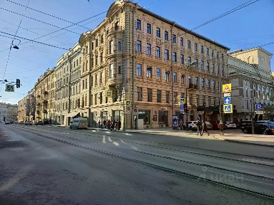 Продается многокомнатная квартира, 227,4 м²