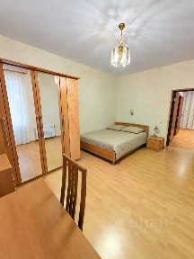 Продается 2-комн. квартира, 72,8 м²