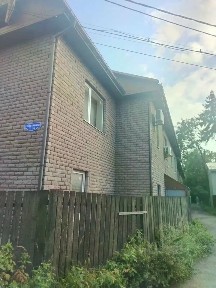 Продается 2-этажный таунхаус, 420 м²