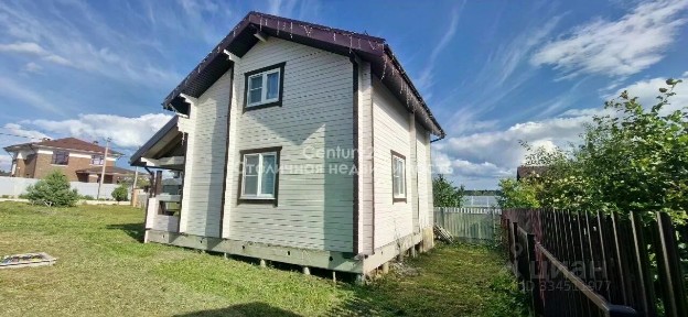 Продается 2-этажный дом, 110 м²
