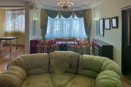 Продается 3-комн. квартира, 116,5 м²