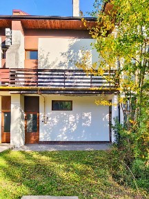 Продается 3-этажный таунхаус, 250,8 м²