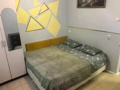 Сдается 3-этажный дом, 200 м²