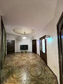 Продается 3-комн. квартира, 137 м²