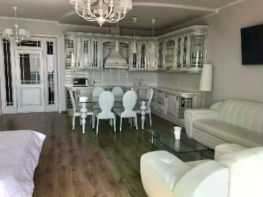Сдается студия, 70 м²