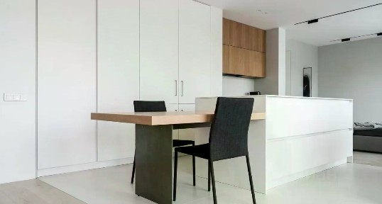 Сдается 4-комн. квартира, 264 м²