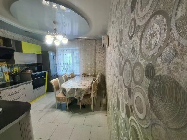 Продается 2-комн. квартира, 55 м²