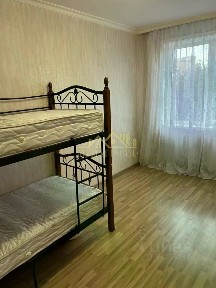 Продается 2-комн. квартира, 55 м²