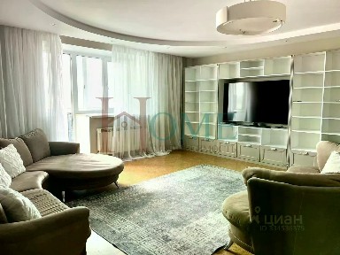 Сдается 4-комн. квартира, 160 м²