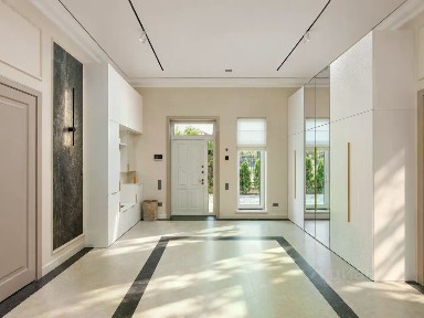 Продается 2-этажный дом, 474 м²