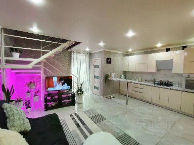 Продается 2-этажный таунхаус, 75,2 м²