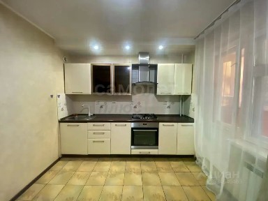 Продается 2-комн. квартира, 57,3 м²