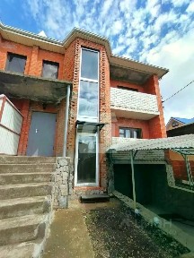 Продается 50% часть дома, 120 м²