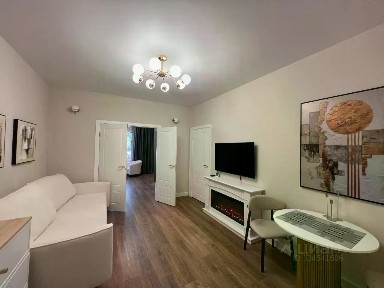 Продаются 3-комн. апартаменты, 57 м²