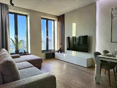Продается 4-комн. квартира, 108 м²