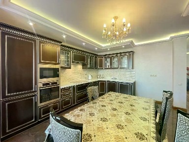 Продается 4-комн. квартира, 114,1 м²