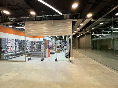 Сдается торговая площадь, 300 м²